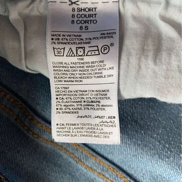 Ripped jeans - Picture 4 of 4